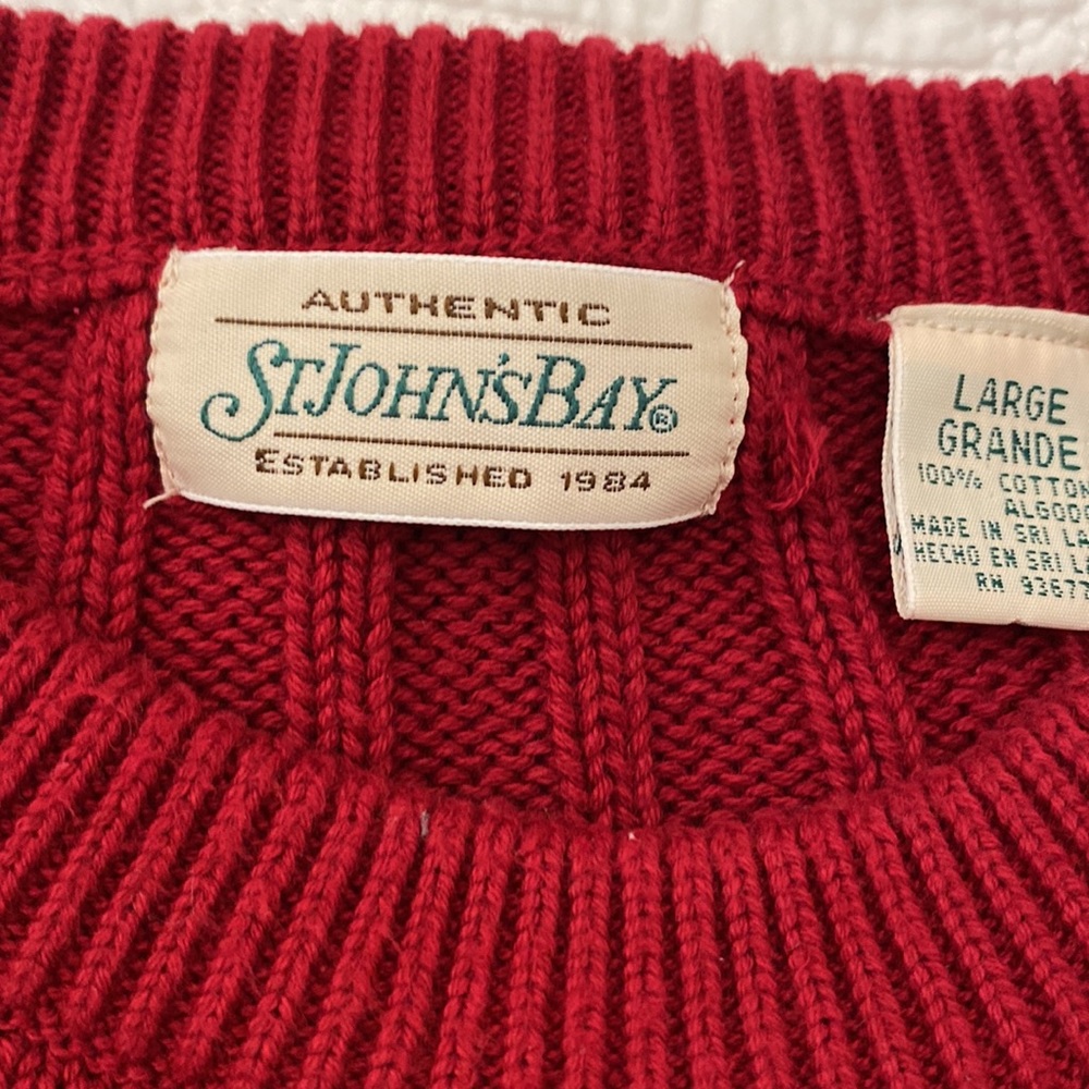 GORGEOUS Red Sweater - Large - Picture 3 of 6